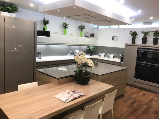 Avance Showroom Kitchen Sale